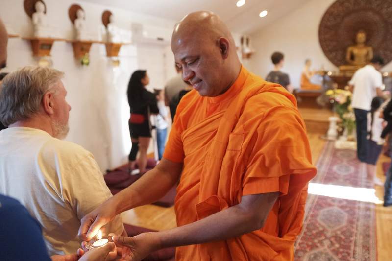 ative-sri-lankan-leads-temple-vigil-for-victims-local-journal-gazette-fort-wayne-journal-gazette.jpg