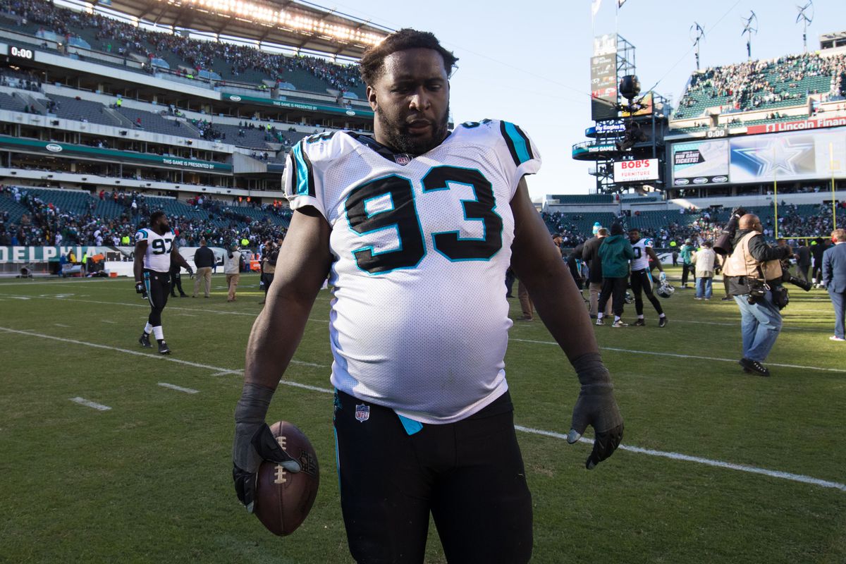 carolina-panthers-re-sign-dt-kyle-love-to-a-one-year-contract-cat-scratch-reader.jpg