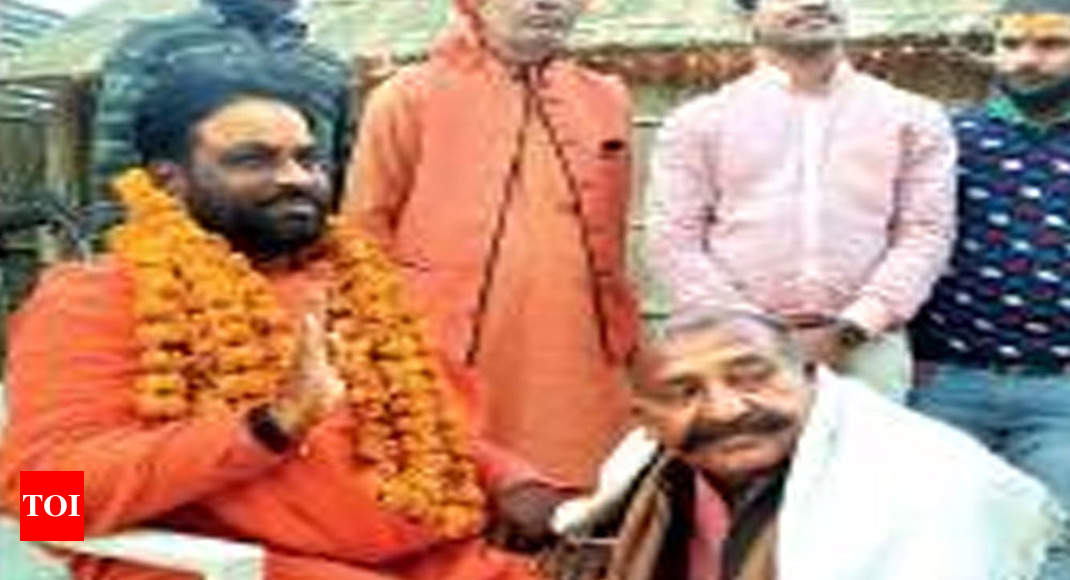 first-dalit-akhara-head-in-kumbh-wants-gharwapsi-for-those-who-left-hindu-fold-times-of-india.jpg