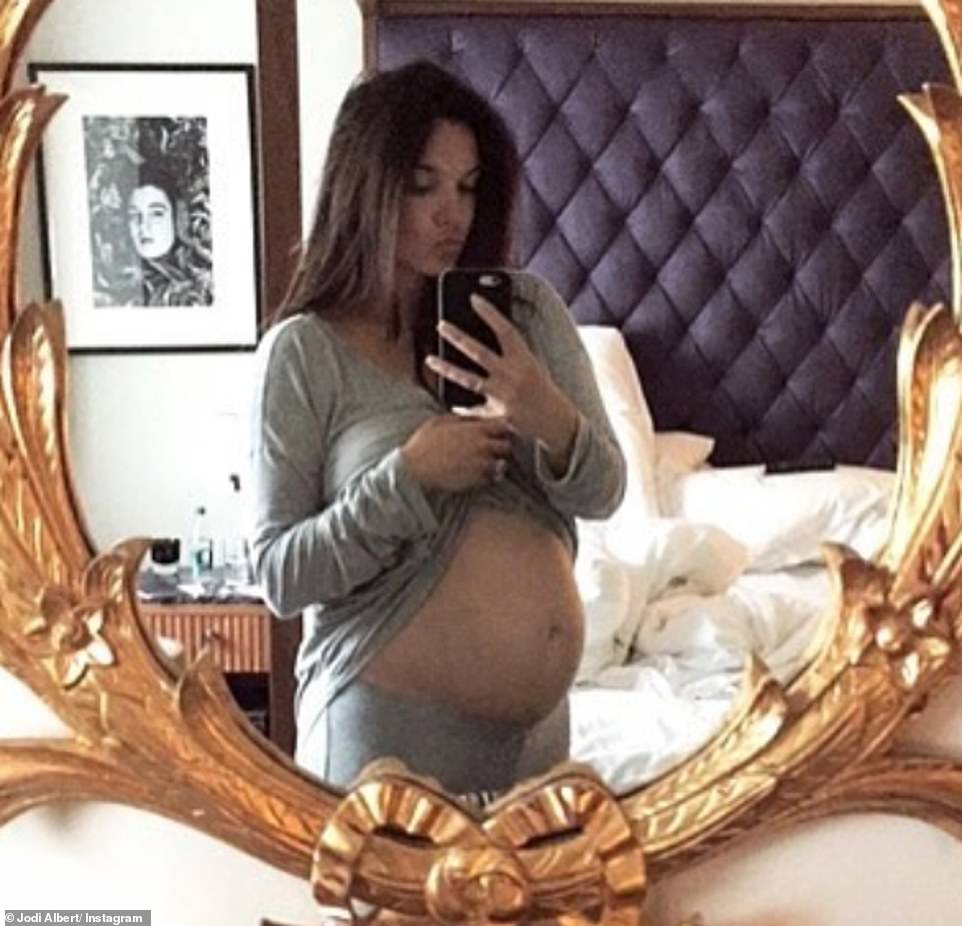 ide-kian-egan-and-jodi-alberts-irish-home-a-peek-at-the-singer-and-soap-stars-abode-daily-mail-5.jpg