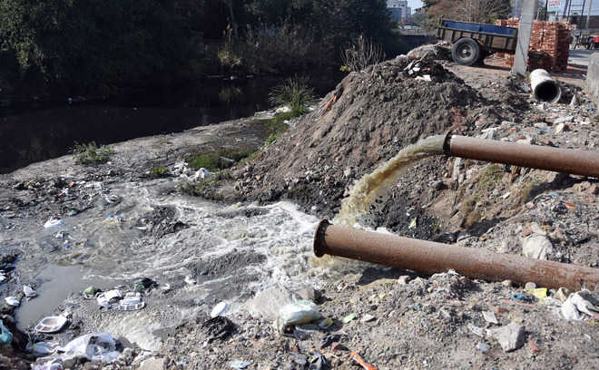 industrial-waste-fills-ludhiana-city-sewers-the-tribune-india.jpg