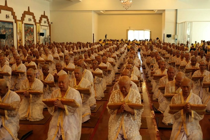 mass-ordinations-take-place-nationwide-pattaya-mail.jpg