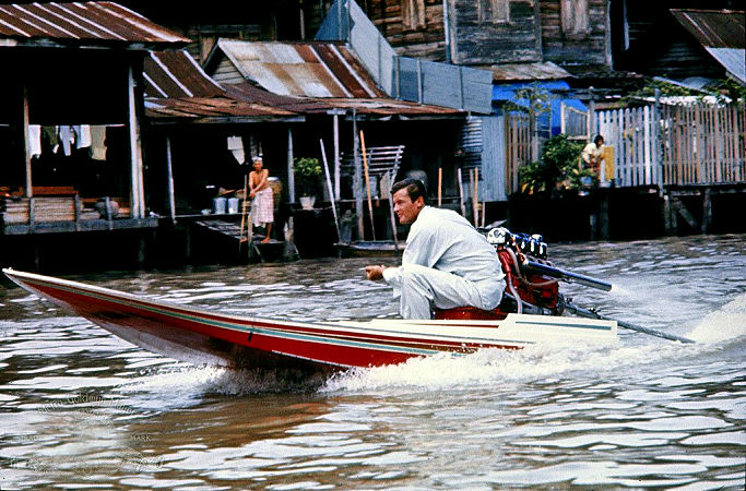 sukhumvit-gallery-showcases-images-from-a-bygone-era-in-bangkok-the-thaiger-1.jpg