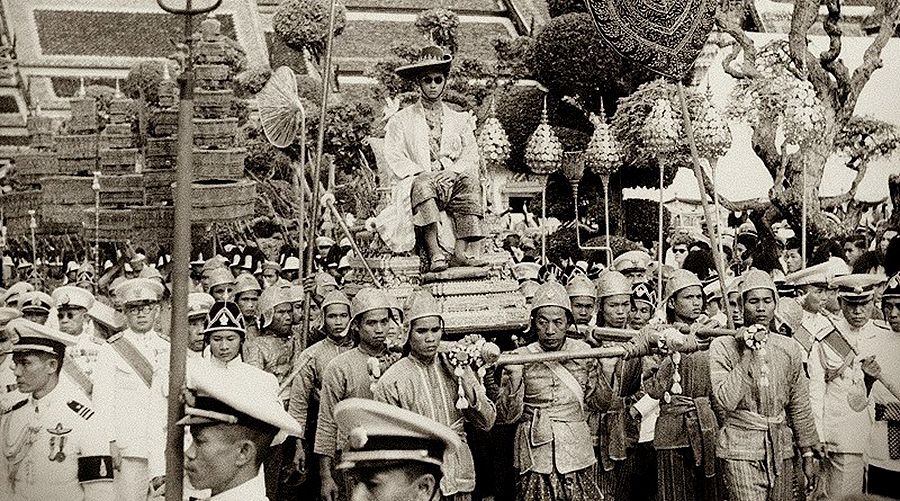 the-coronation-of-king-maha-vajiralongkorn-bodindradebayavarangkun-the-thaiger.jpg