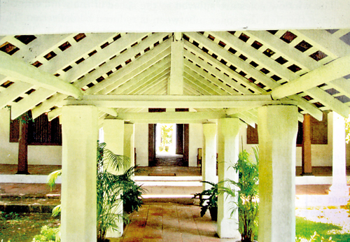 the-walawwa-where-spirituality-meets-architecture-the-the-sunday-times-sri-lanka.jpg